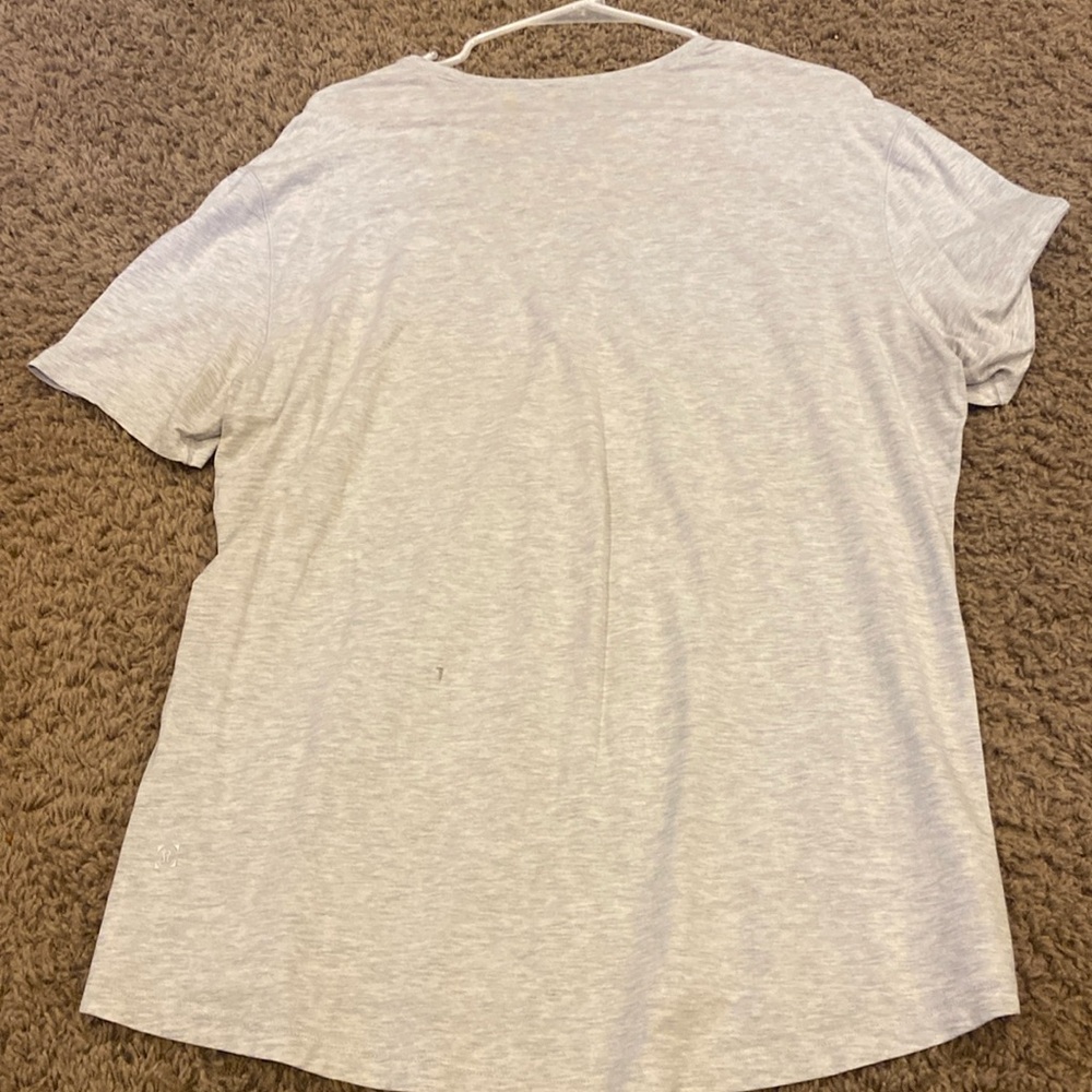 Grey lulu lemon 5 year basics tshirt
